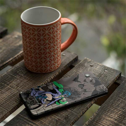 DC Comics Catwoman Vintage Action Pose Pattern Google Pixel 3a XL Skin